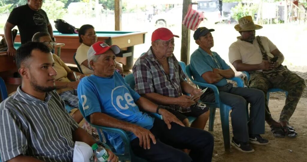 Campesinos de Macayepo recibieron un llamado urgente frente a las plagas que amenazan sus cosechas.