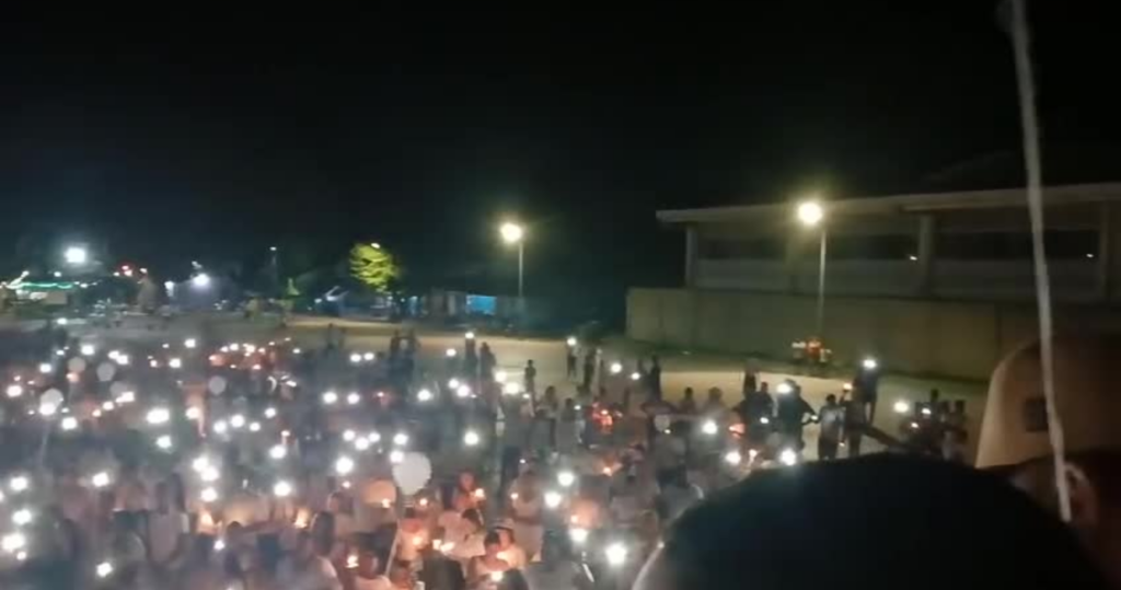 Tiquisio guarda luto por la muerte de una madre y sus tres hijos