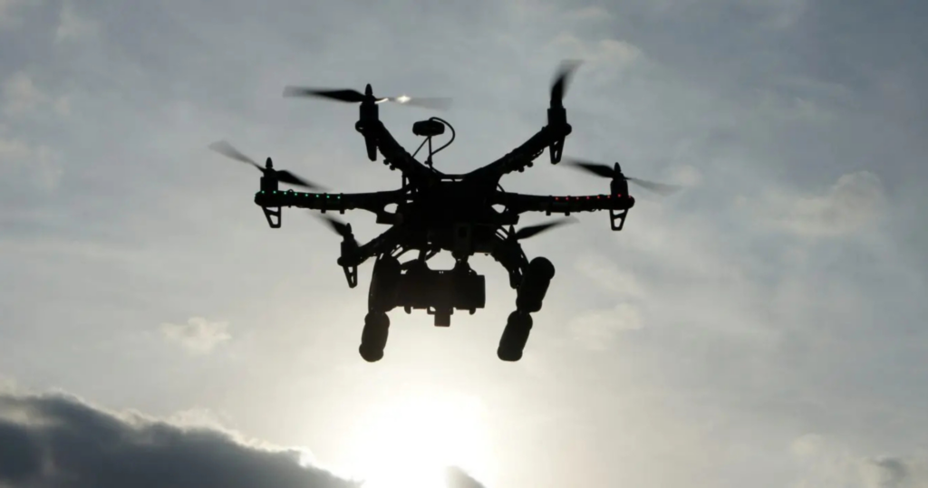 Explosión de dron con explosivos en Simití deja dos hombres en estado crític